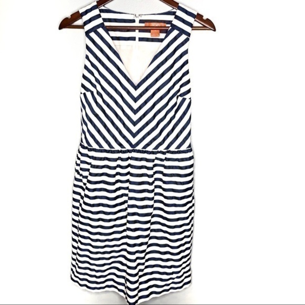 Joe fresh navy & white fit & flare chevron dress